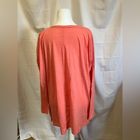 Old Navy Pink Long Sleeve V-Neck Tee - Picture 4 of 7